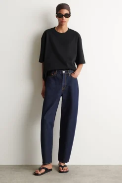 ARCH TAPERED JEANS