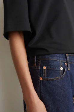 ARCH TAPERED JEANS