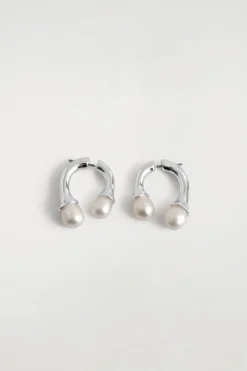 ARCHED FRESHWATER PEARL EARRINGS