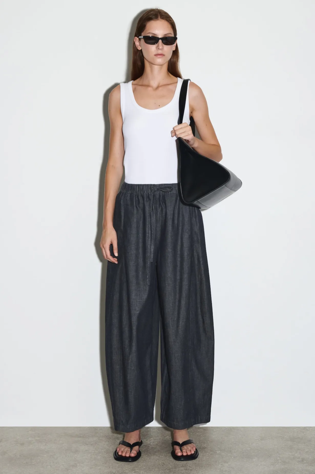 BARREL-LEG DENIM DRAWSTRING PANTS