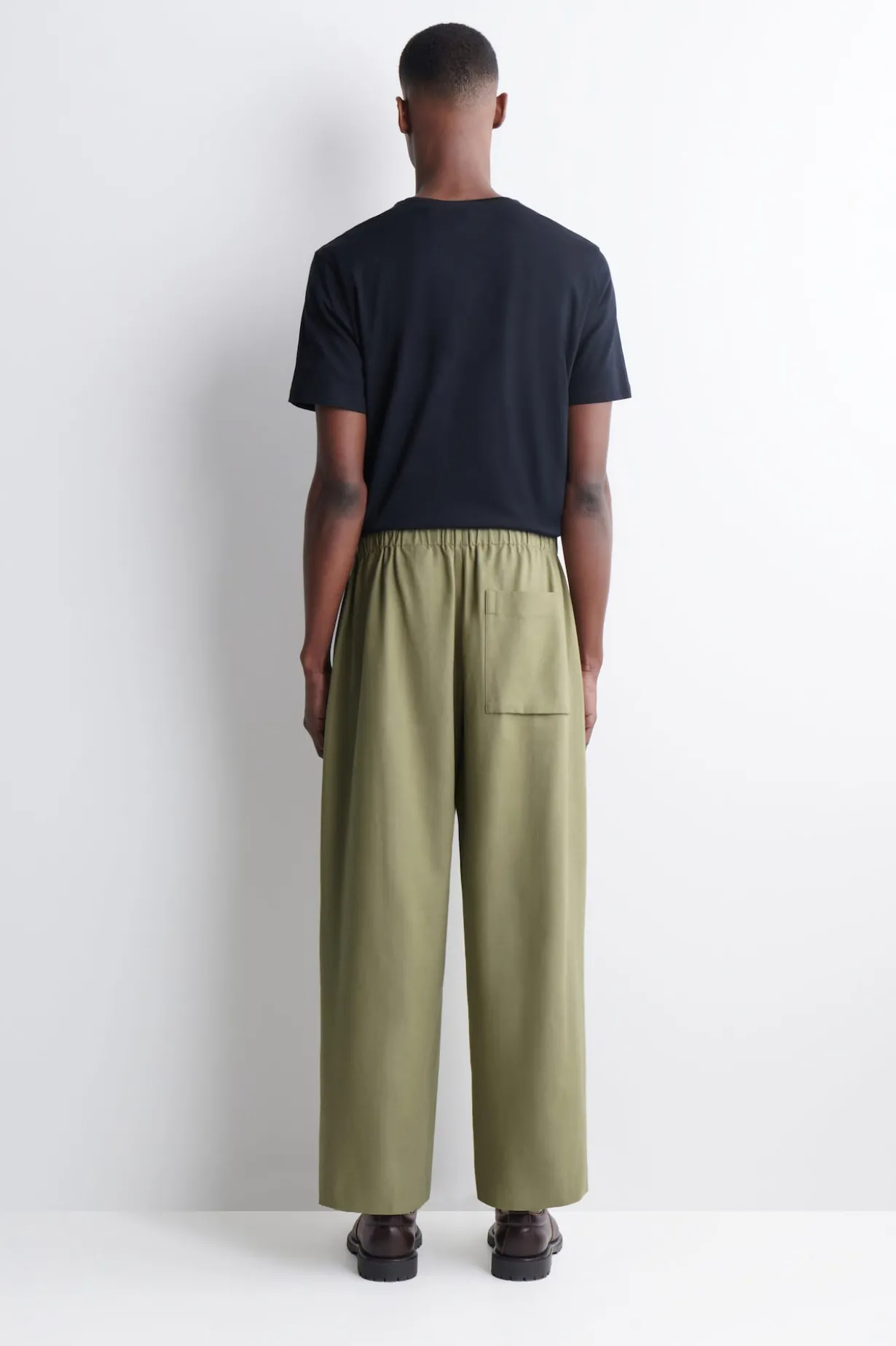 BARREL-LEG DRAWSTRING PANTS