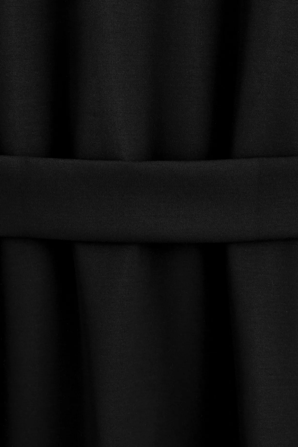 BELT-DETAIL MIDI T-SHIRT DRESS