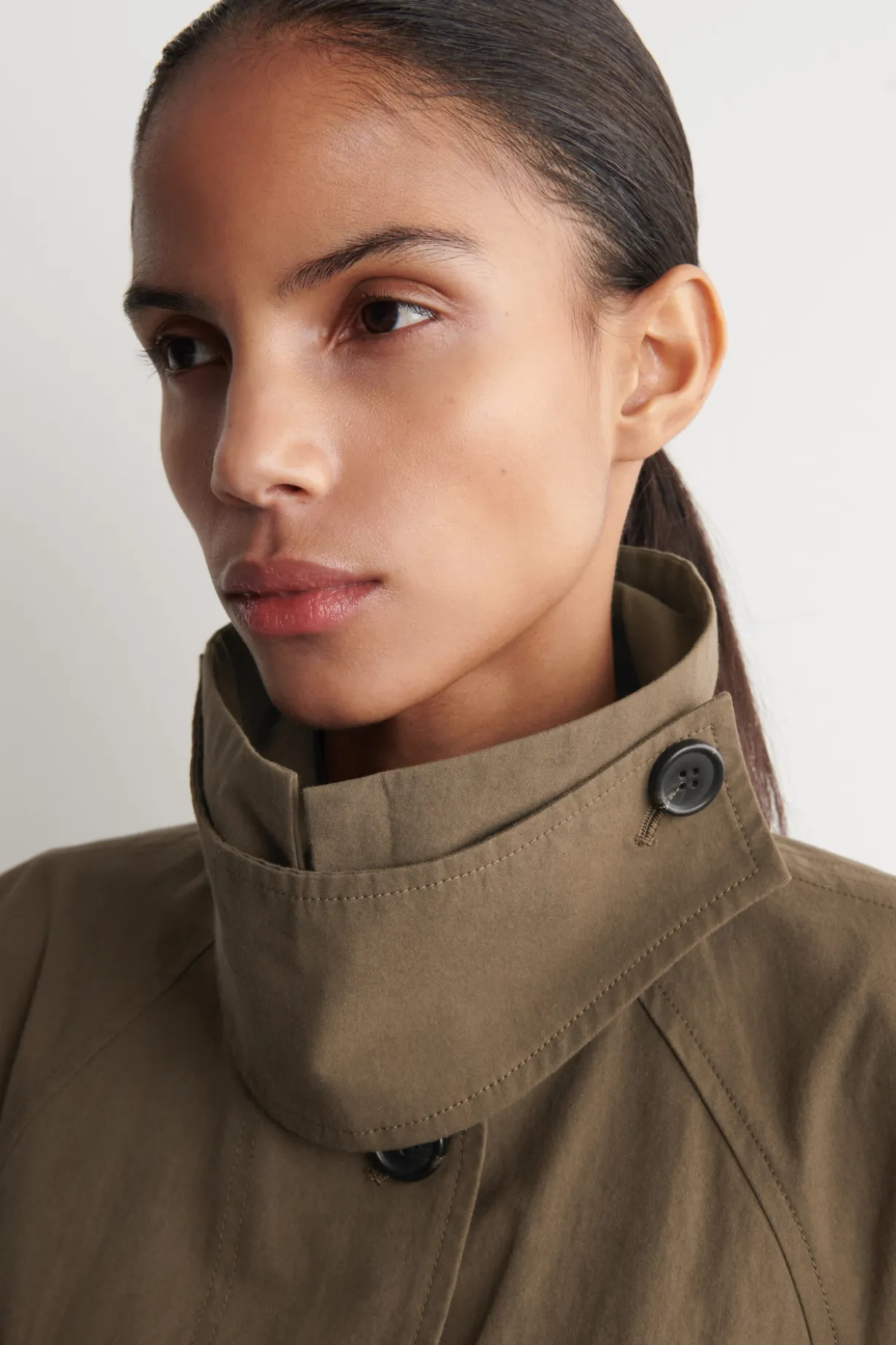BELTED COTTON SHORT TRENCH COAT