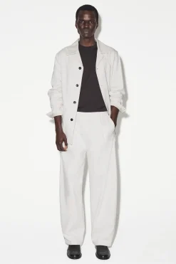 BELTED DENIM RELAXED-FIT BARREL-LEG PANTS
