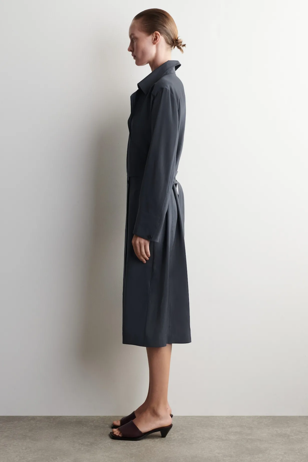 BELTED TRENCH-DETAIL MIDI DRESS
