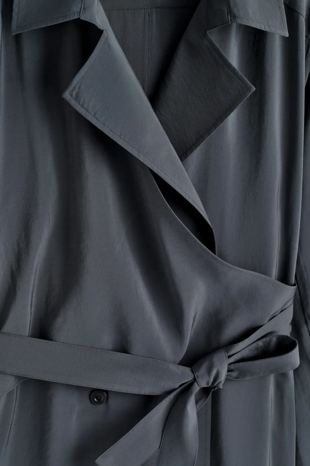 BELTED TRENCH-DETAIL MIDI DRESS