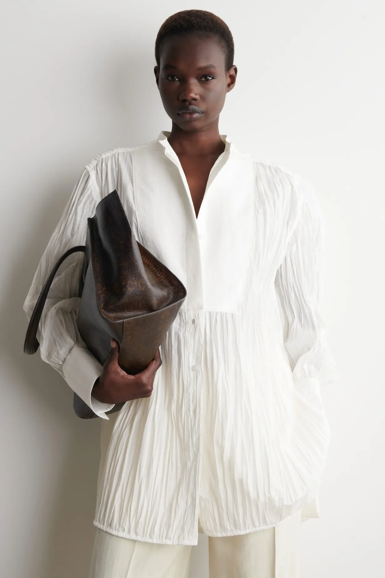 BIB-FRONT CRINKLED-COTTON SHIRT