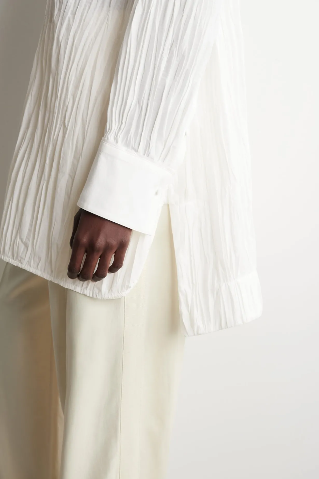 BIB-FRONT CRINKLED-COTTON SHIRT