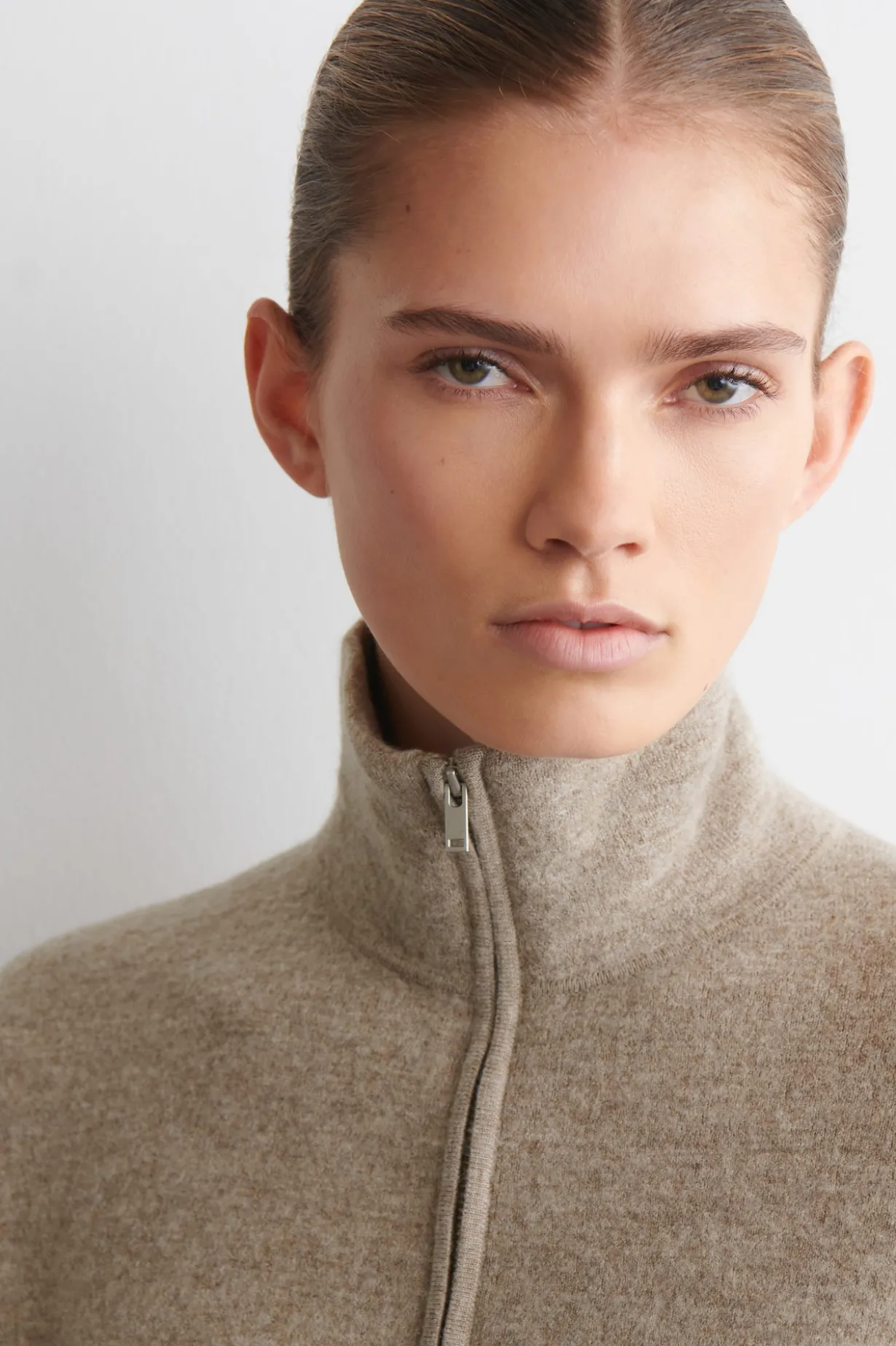 BOILED MERINO WOOL ZIP-UP SWEATER
