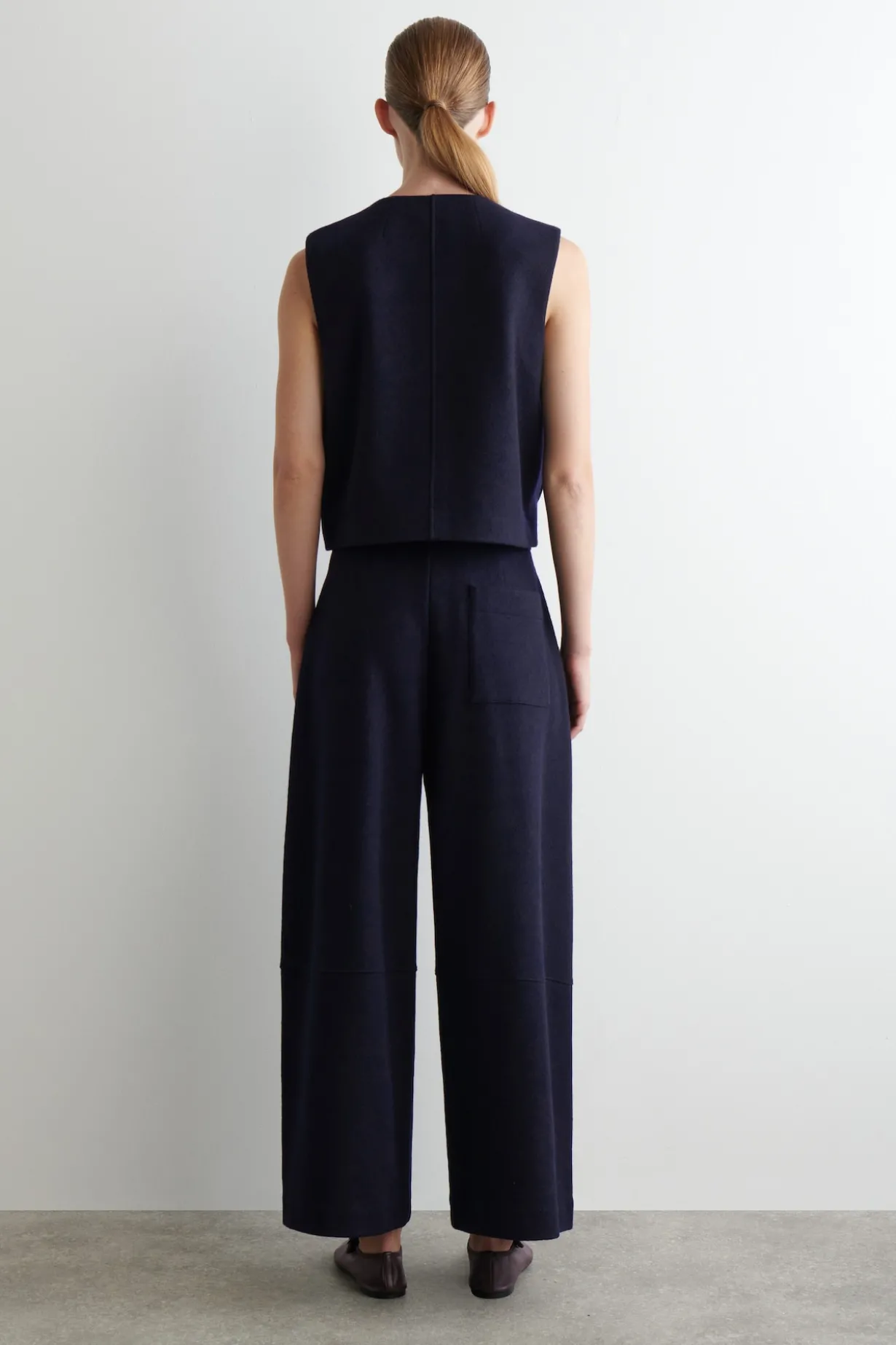 BOILED-WOOL BARREL-LEG PANTS