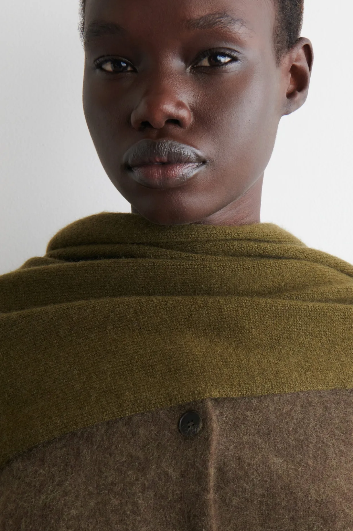 BRUSHED-CASHMERE CREW-NECK CARDIGAN