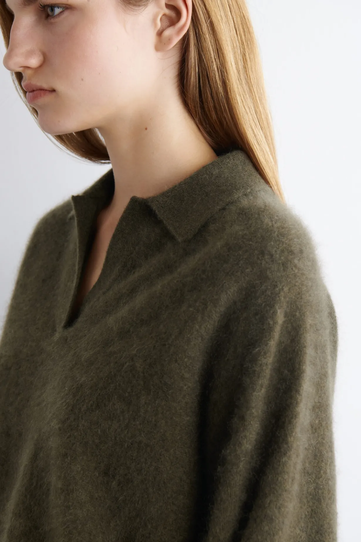 BRUSHED-CASHMERE POLO SWEATER