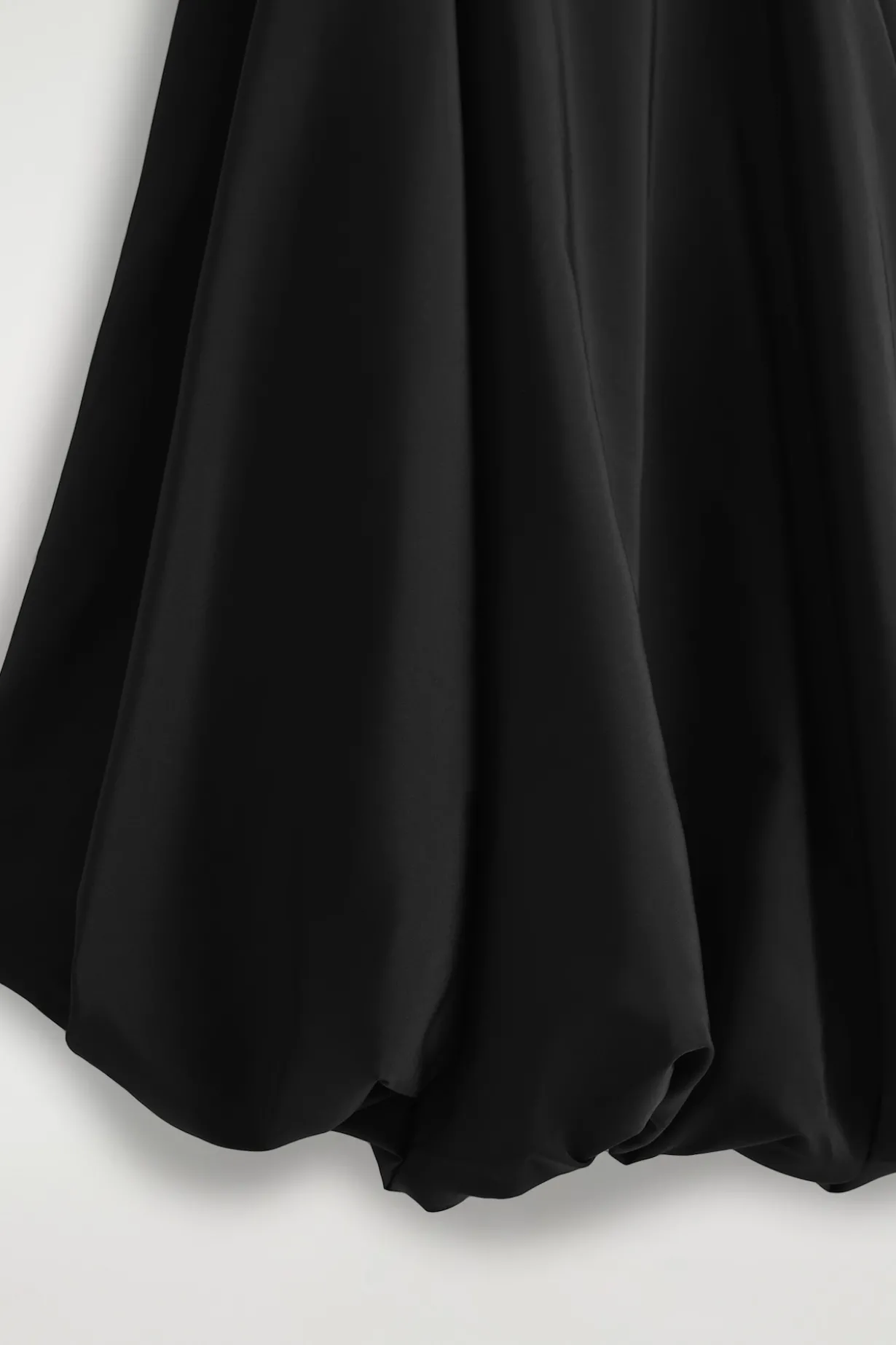 BUBBLE-HEM MIDI DRESS