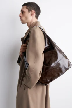 BUCKLED BUCKET BAG - LEATHER