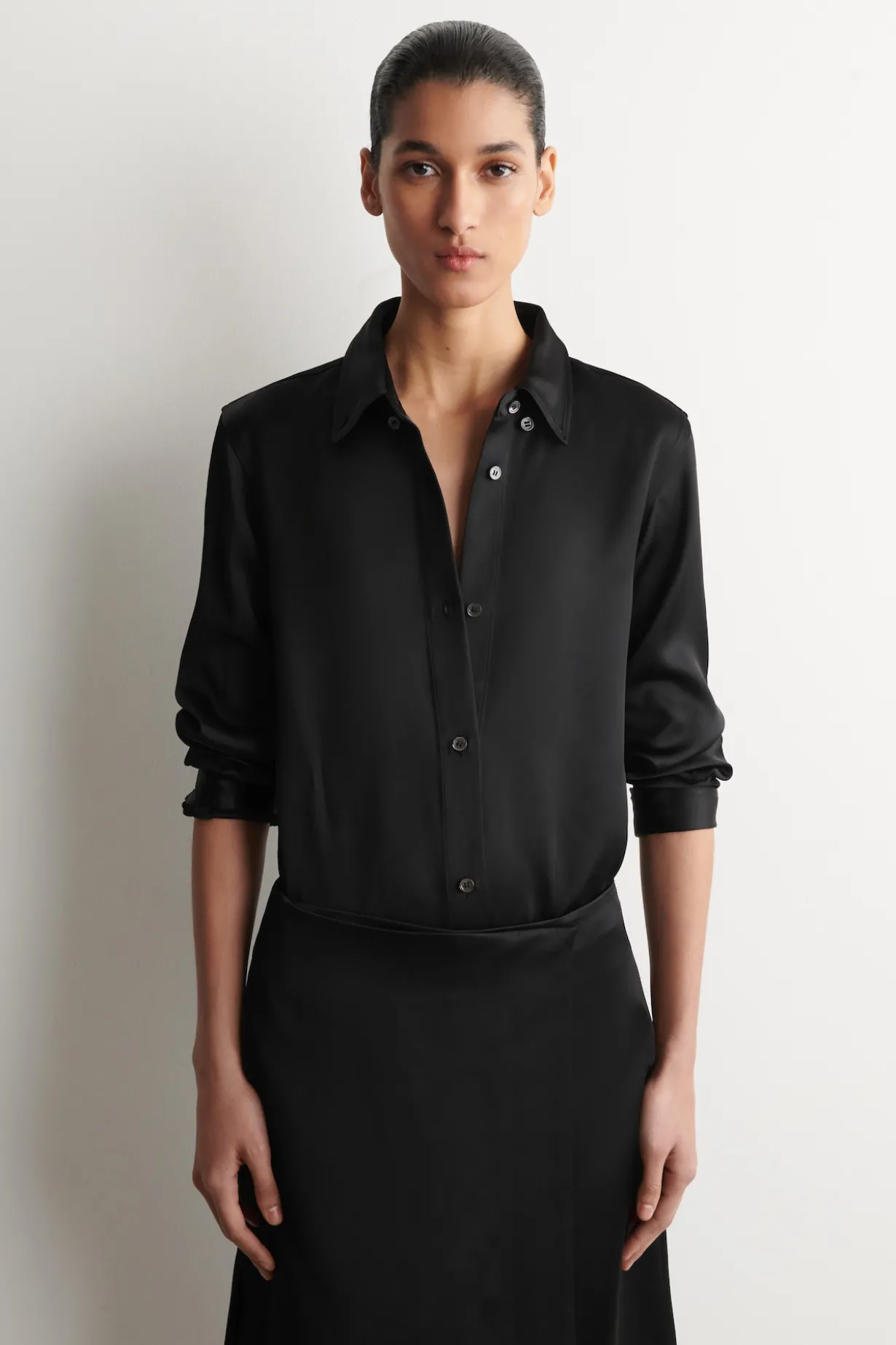 BUTTON-DOWN COLLAR SATIN SHIRT