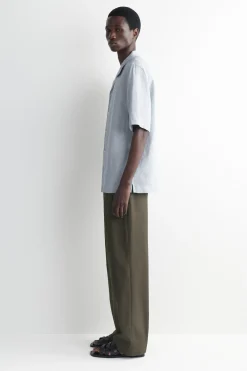 CAMP-COLLAR SHORT-SLEEVED LINEN SHIRT