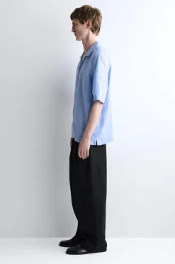 CAMP-COLLAR SHORT-SLEEVED LINEN SHIRT
