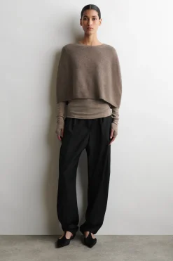 CASHMERE CAPE