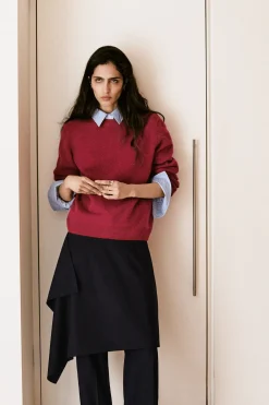 CASHMERE CREW-NECK SWEATER