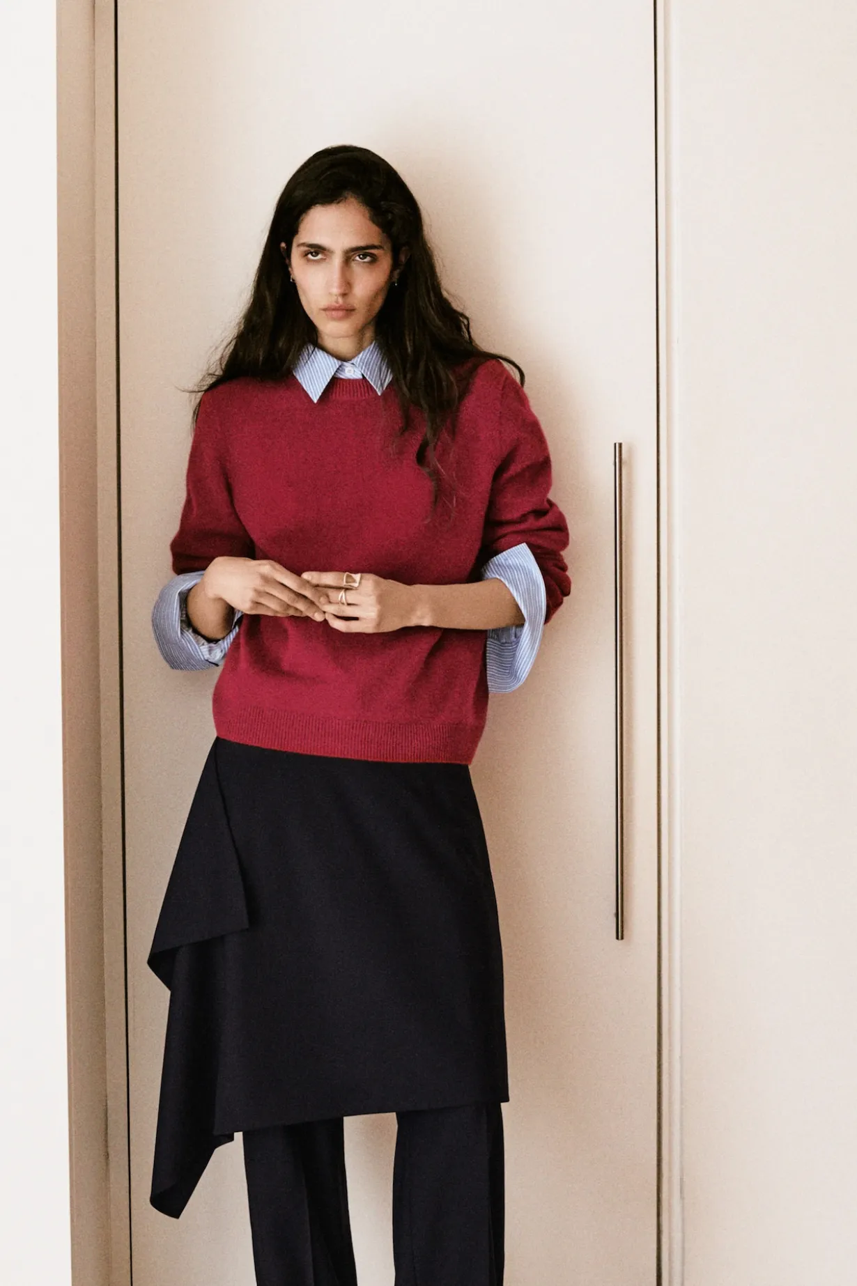 CASHMERE CREW-NECK SWEATER