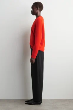 CASHMERE CREW-NECK SWEATER