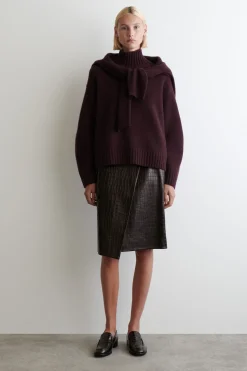 CASHMERE MOCK-NECK SWEATER