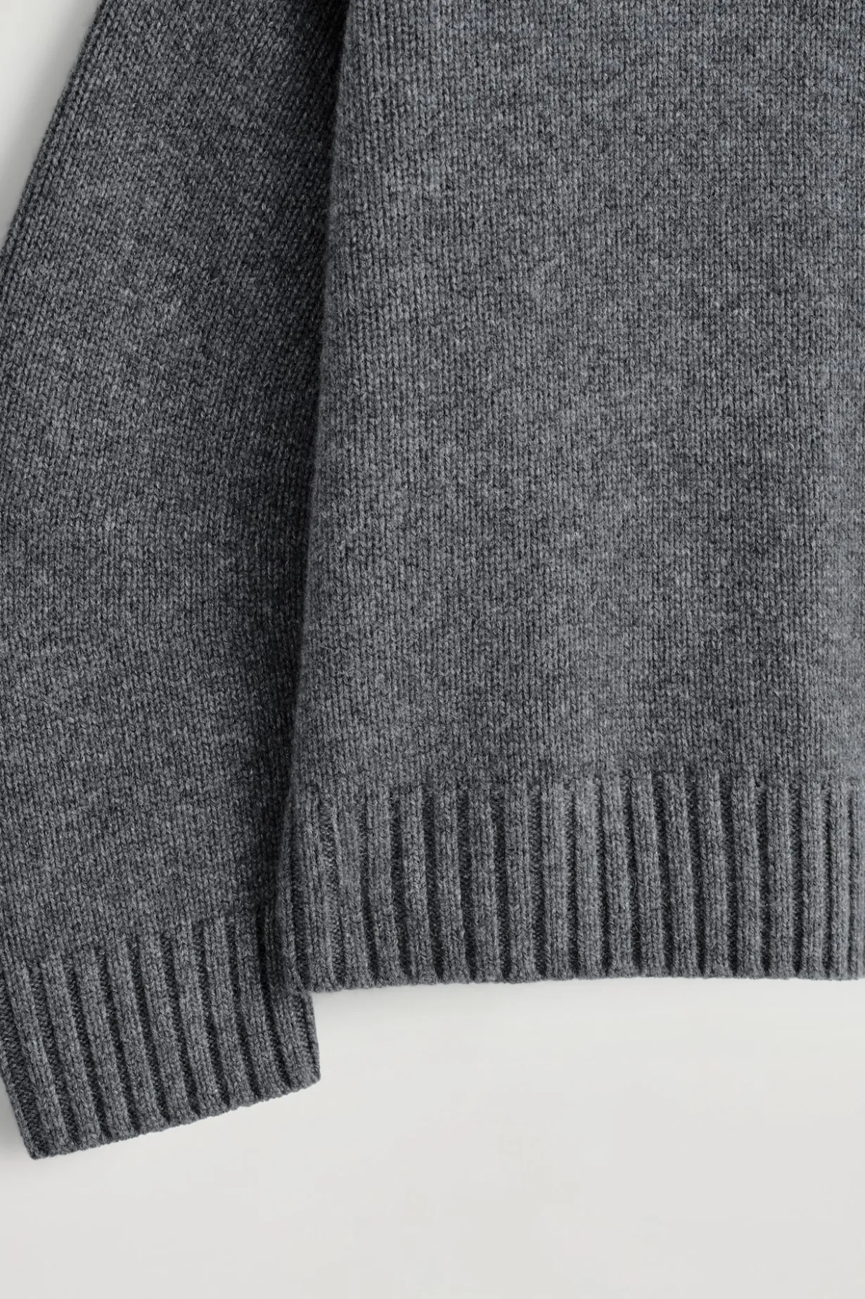CASHMERE MOCK-NECK SWEATER