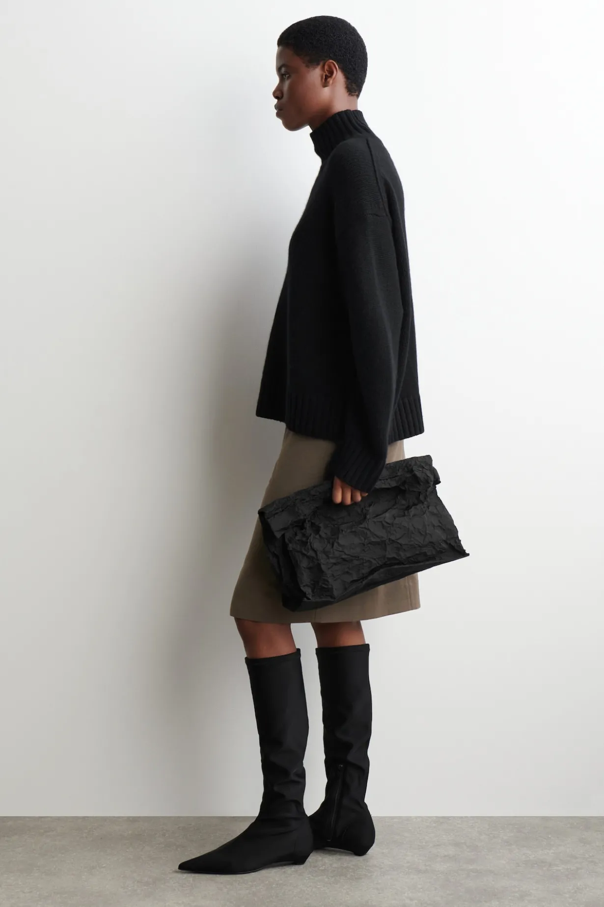 CASHMERE MOCK-NECK SWEATER