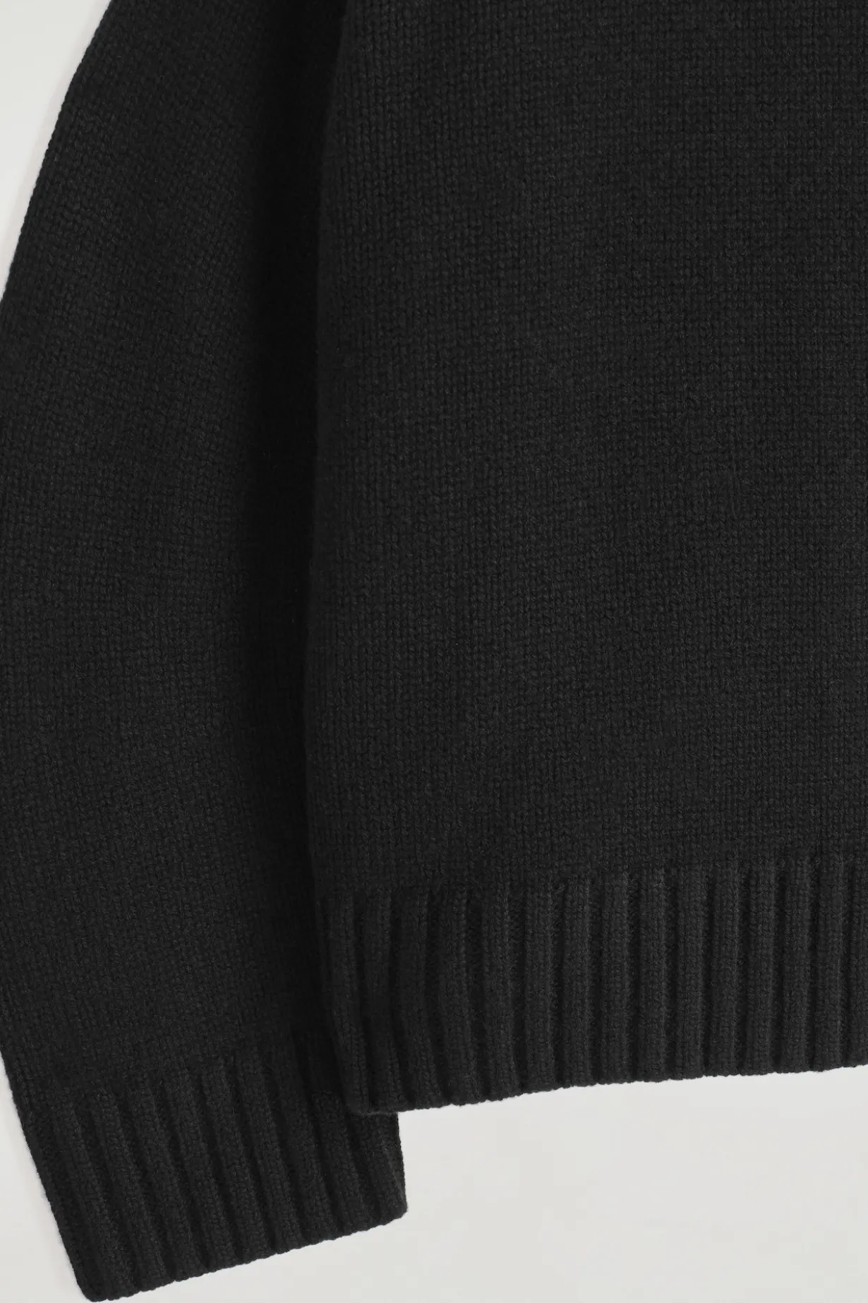 CASHMERE MOCK-NECK SWEATER