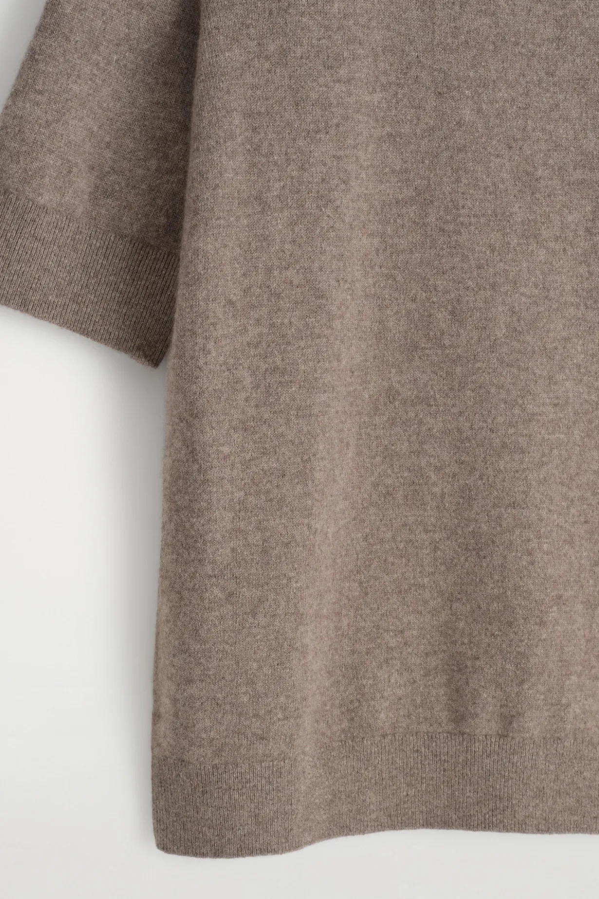 CASHMERE MOCK-NECK T-SHIRT