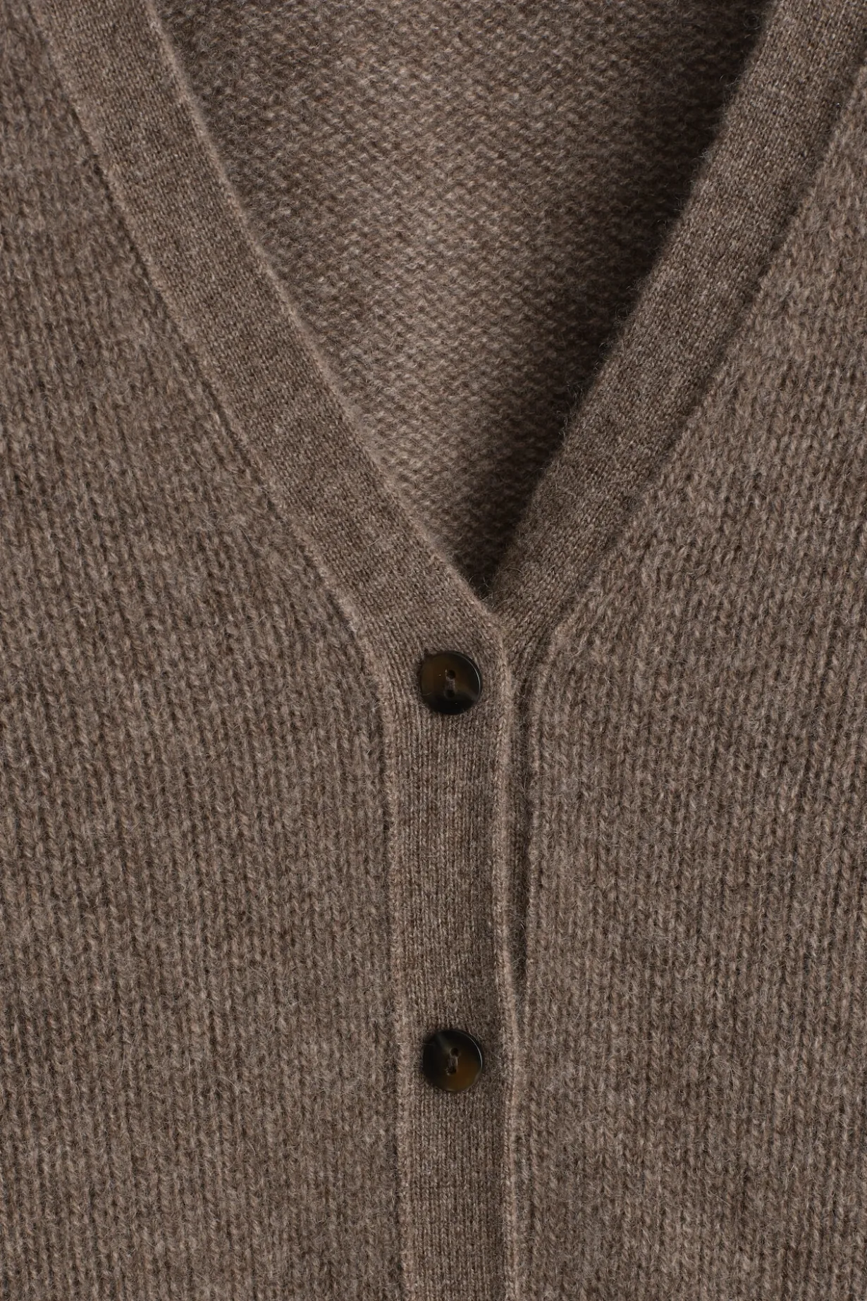 CASHMERE V-NECK CARDIGAN