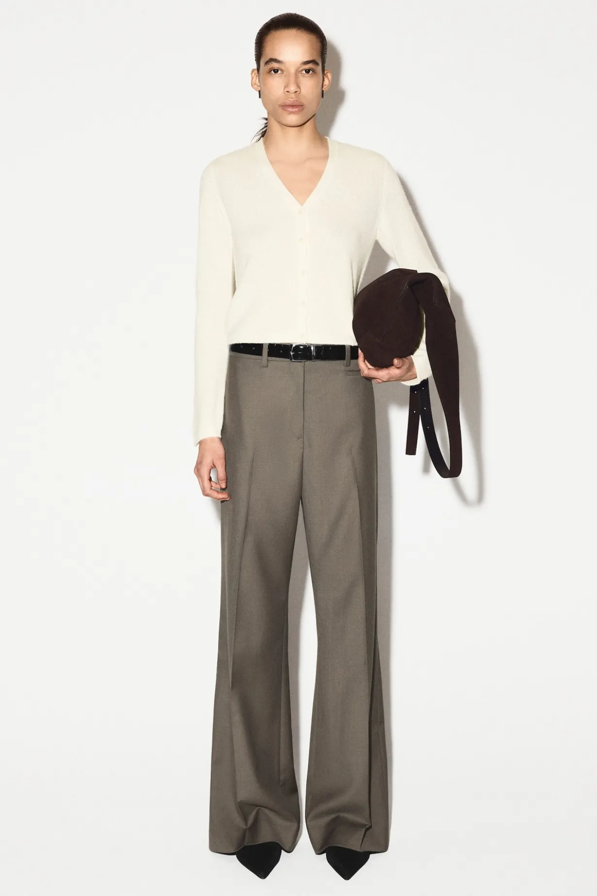 CASHMERE V-NECK CARDIGAN