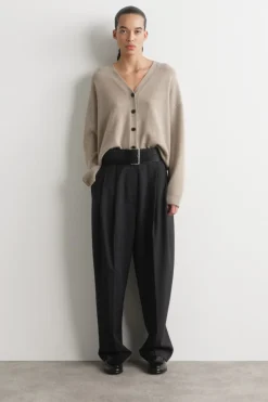 CASHMERE V-NECK CARDIGAN