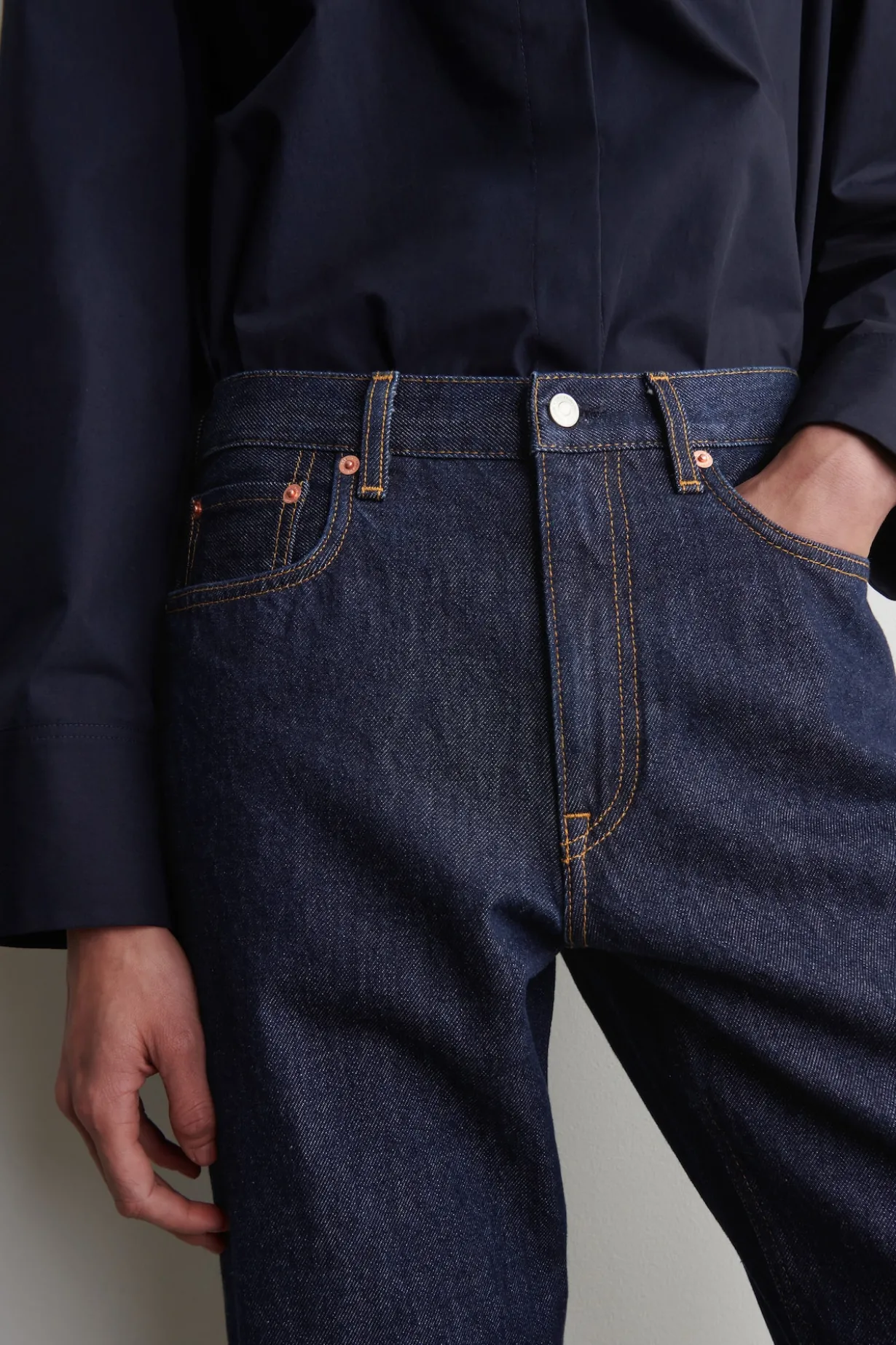 CHORD STRAIGHT-LEG JEANS