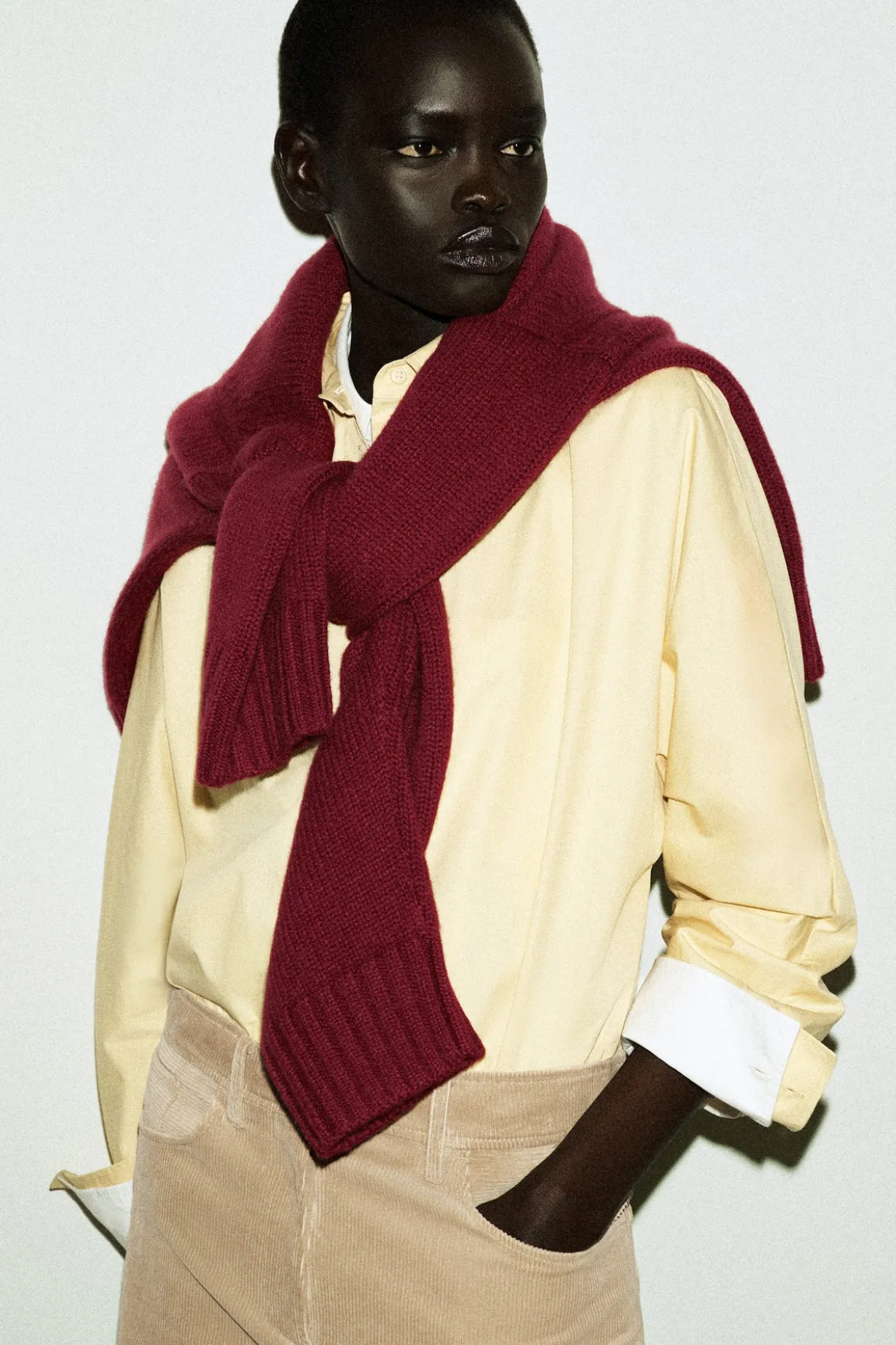 CHUNKY CASHMERE MOCK-NECK SWEATER