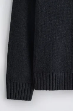 CHUNKY CASHMERE MOCK-NECK SWEATER
