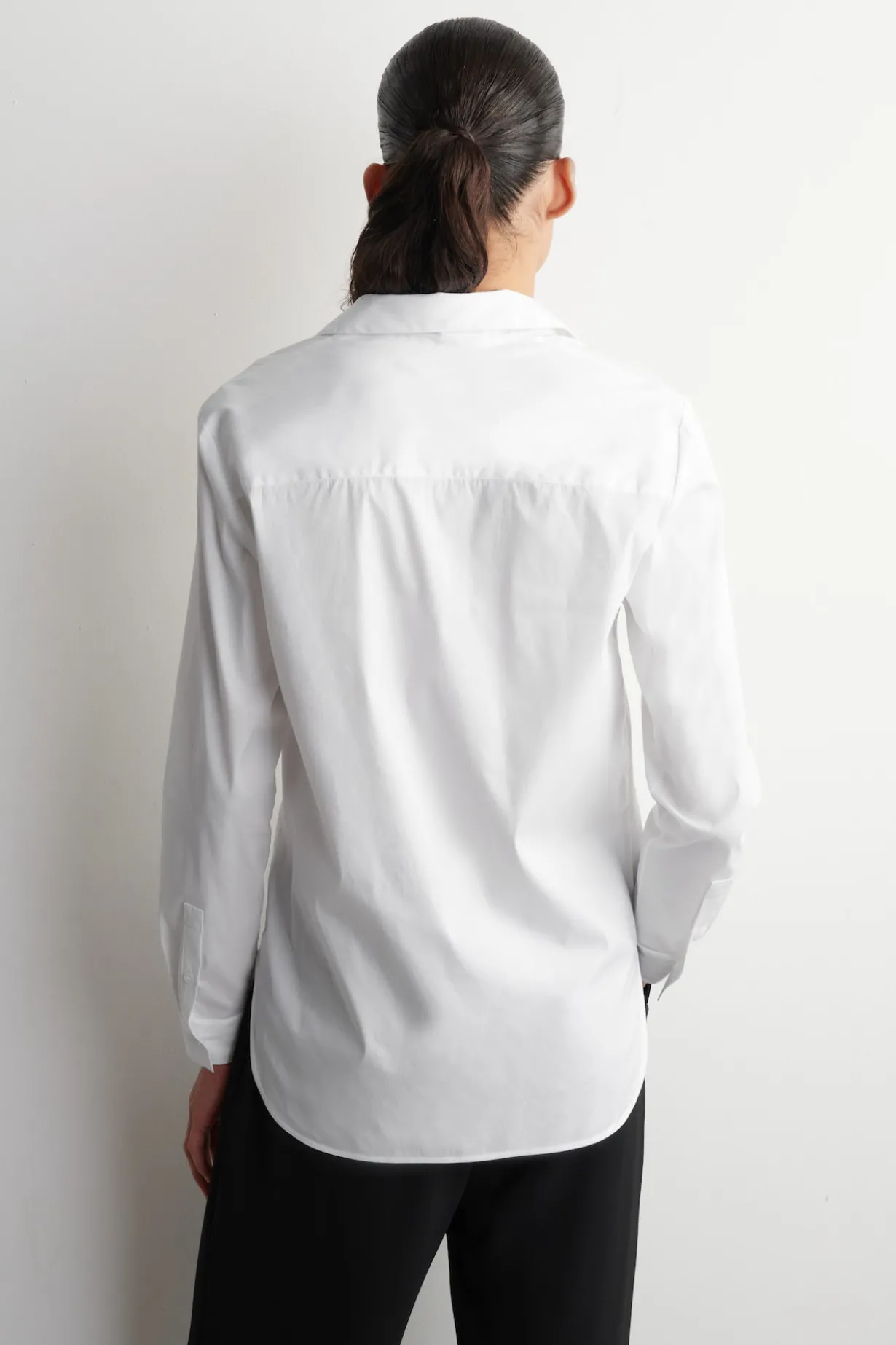 CLASSIC COTTON SHIRT