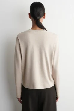 CLEAN CUT LONG-SLEEVED T-SHIRT