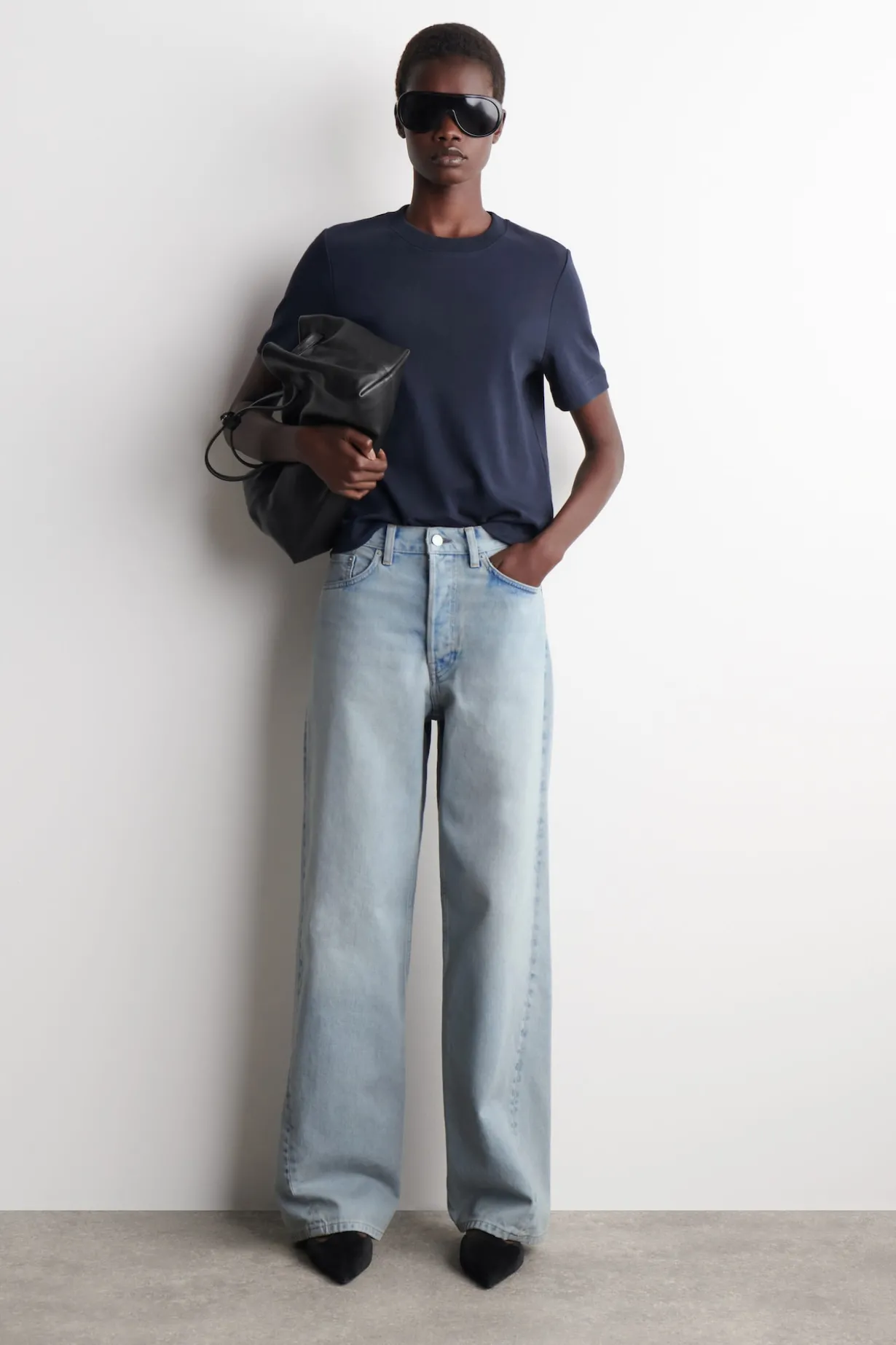 CLEAN CUT T-SHIRT