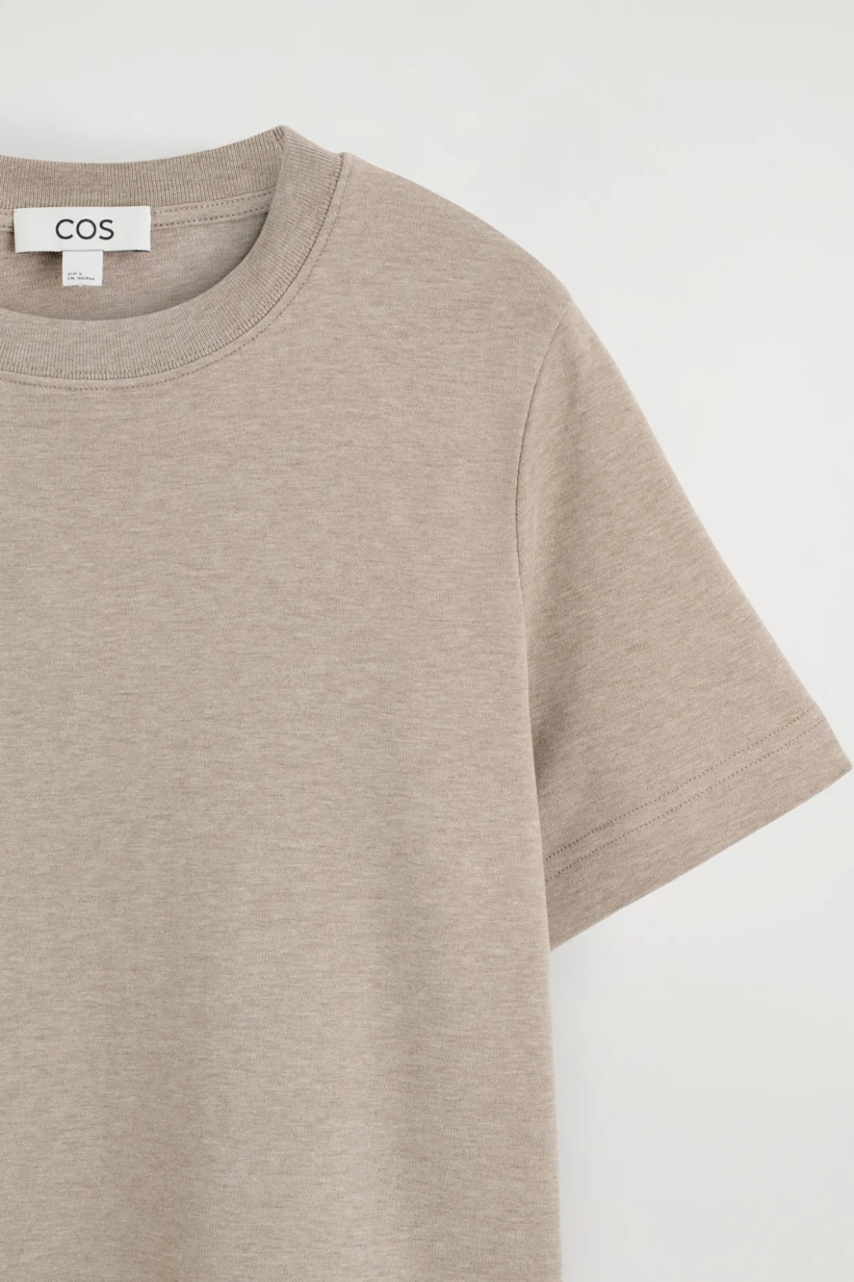 CLEAN CUT T-SHIRT