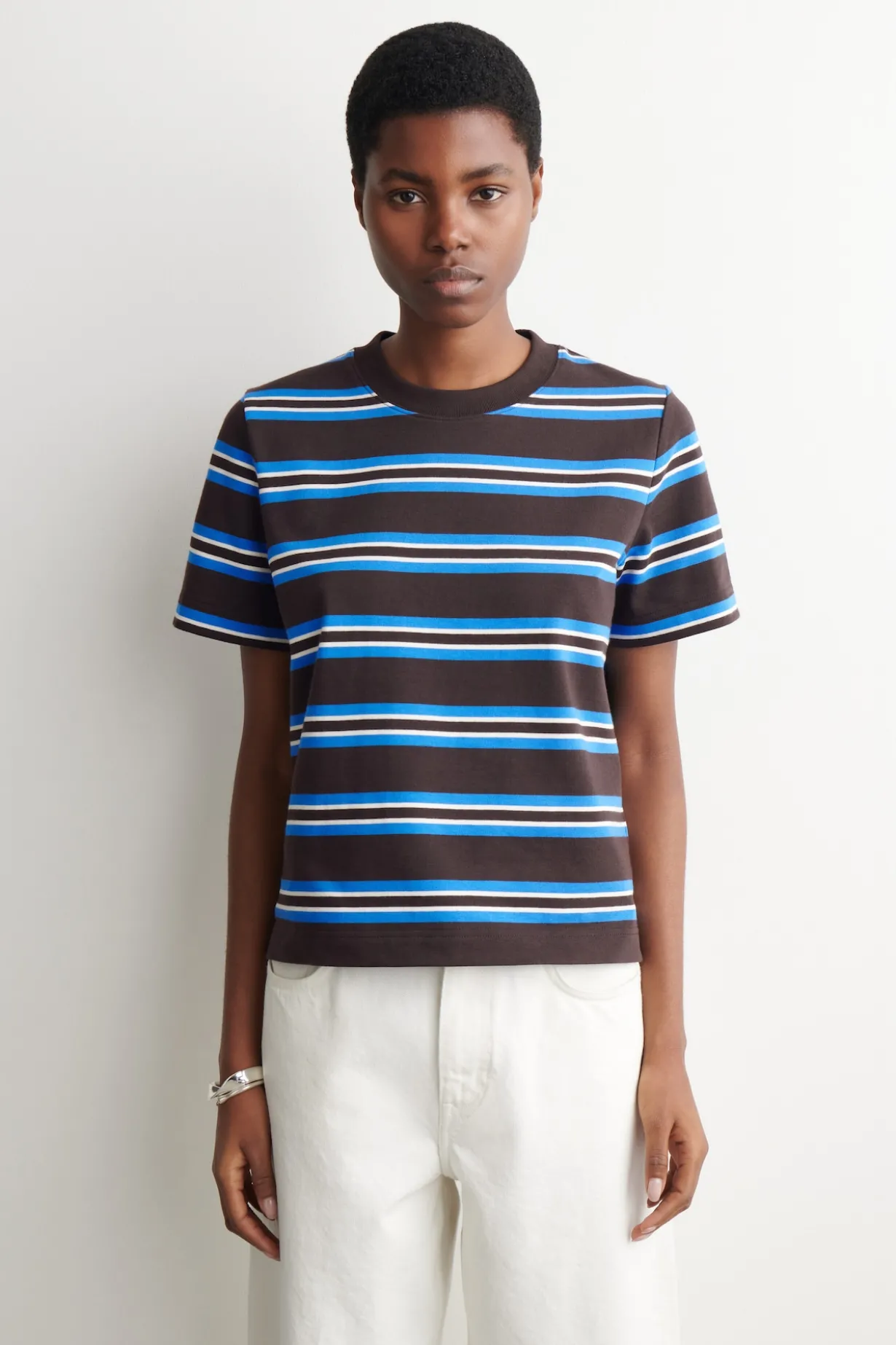 CLEAN CUT T-SHIRT