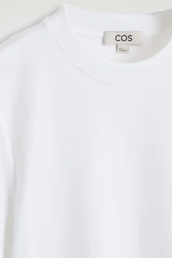 CLEAN CUT T-SHIRT