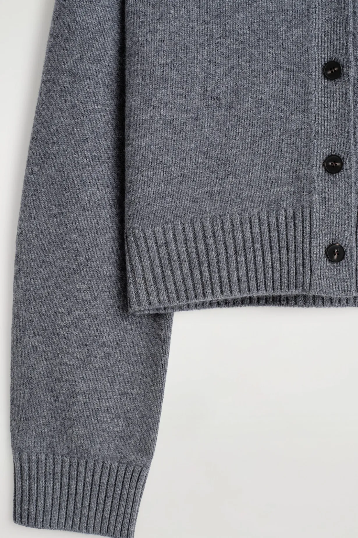 COLLARED MERINO WOOL CARDIGAN