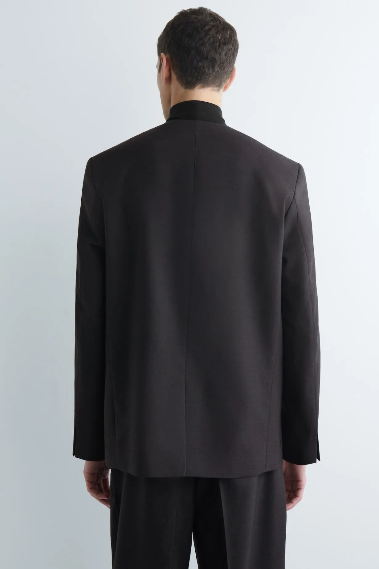 COLLARLESS WOOL BLAZER