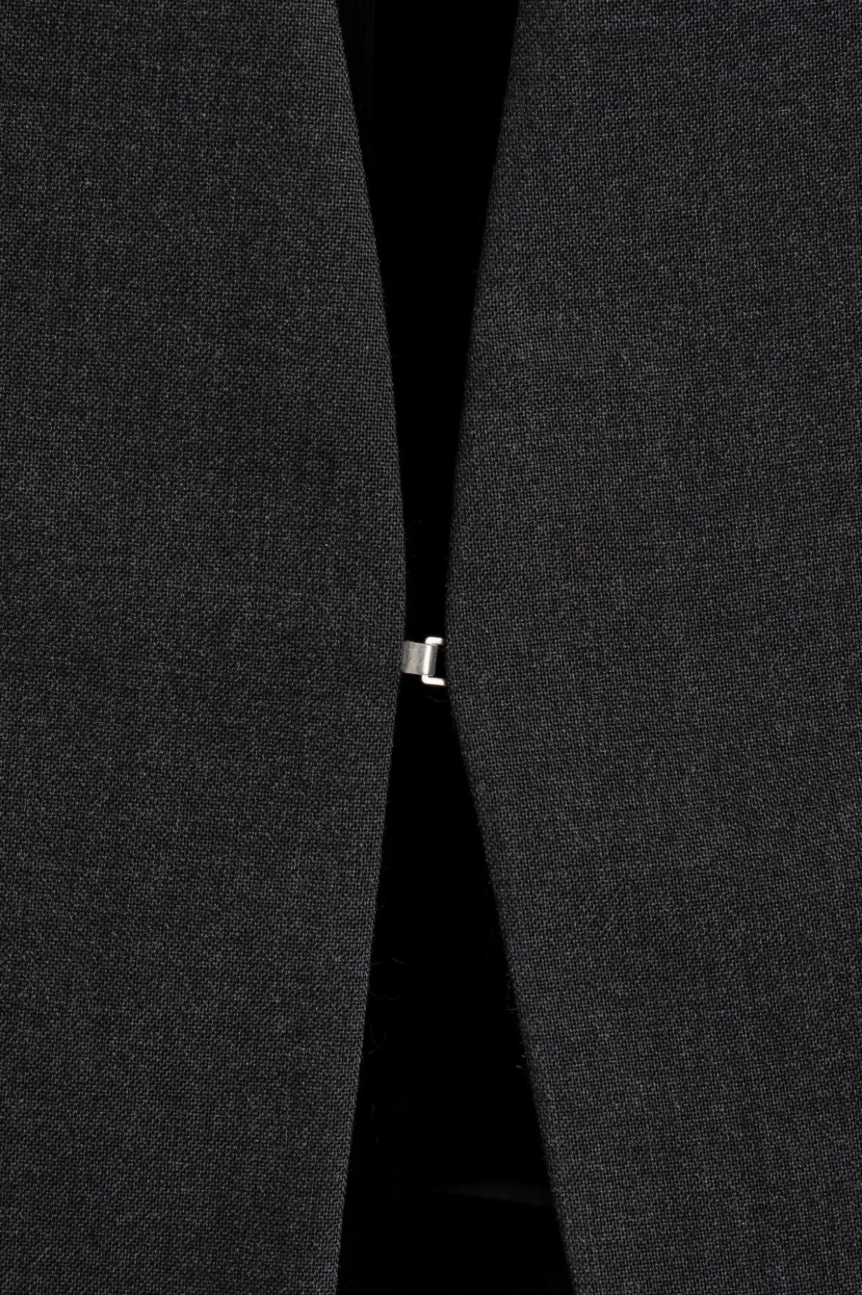 COLLARLESS WOOL BLAZER