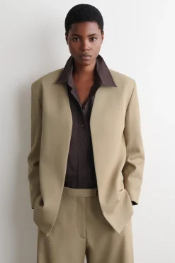 COLLARLESS WOOL-TWILL BLAZER
