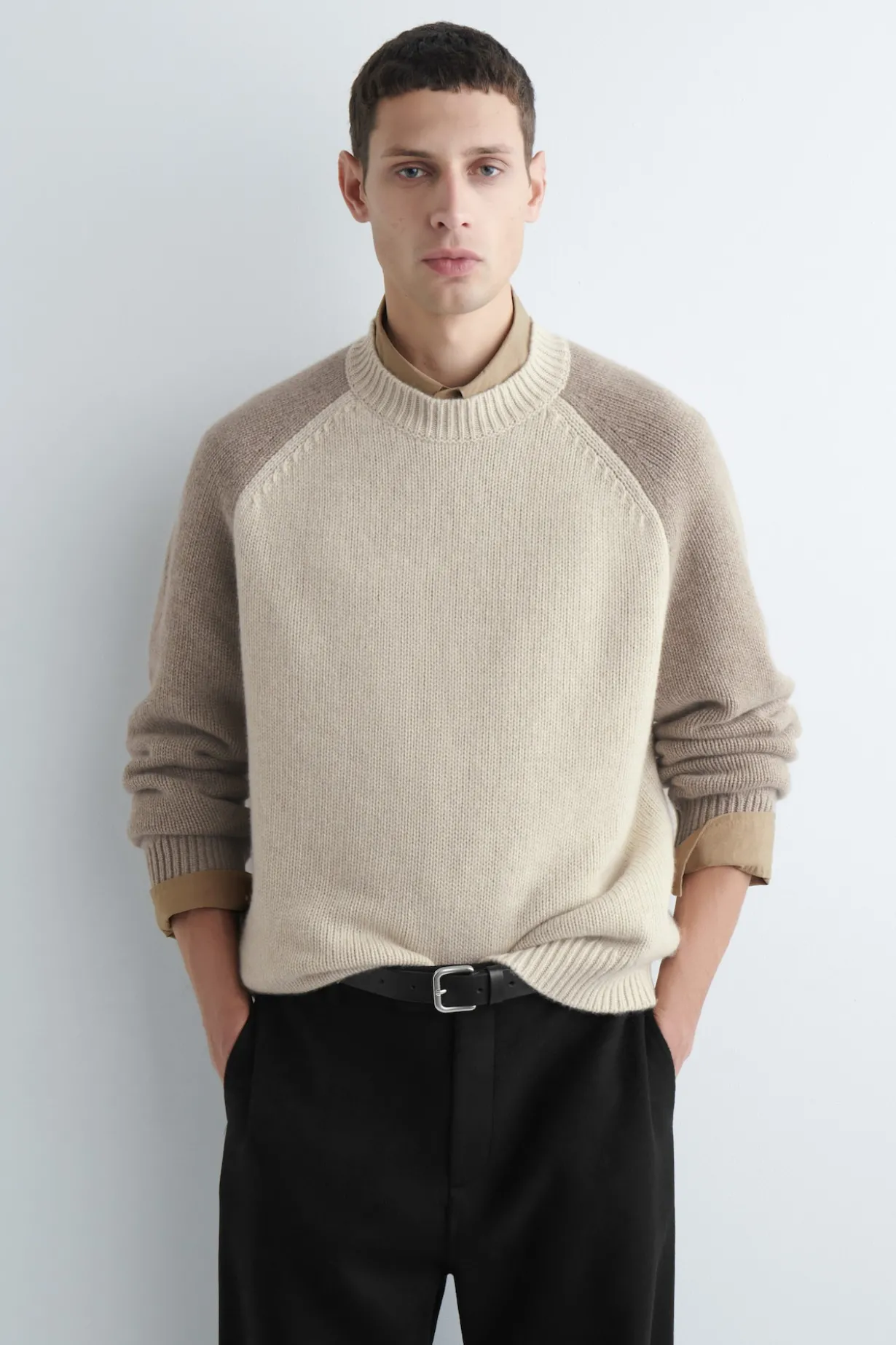 COLOUR-BLOCK CASHMERE SWEATER