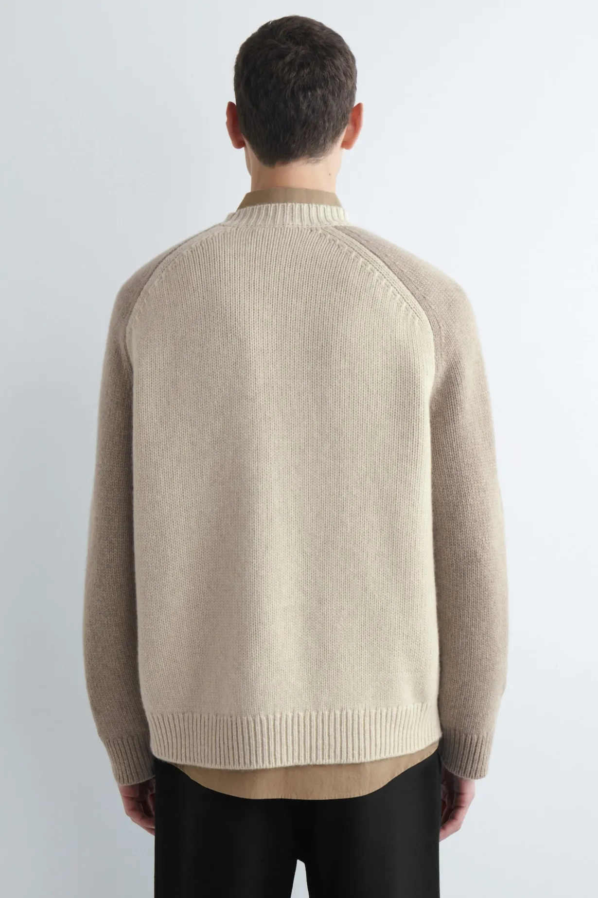 COLOUR-BLOCK CASHMERE SWEATER