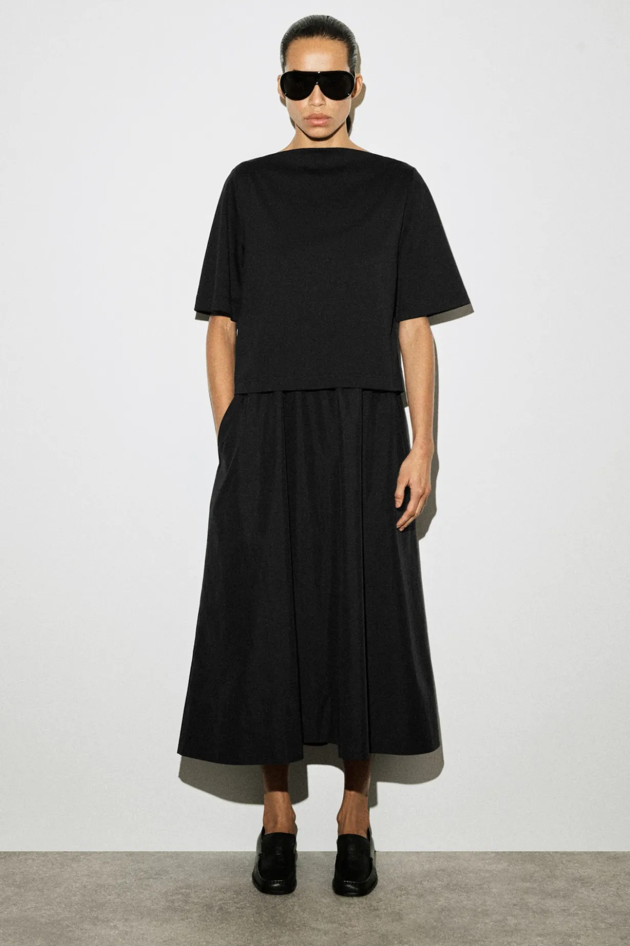 CONTRAST-PANEL BOAT-NECK MIDI DRESS