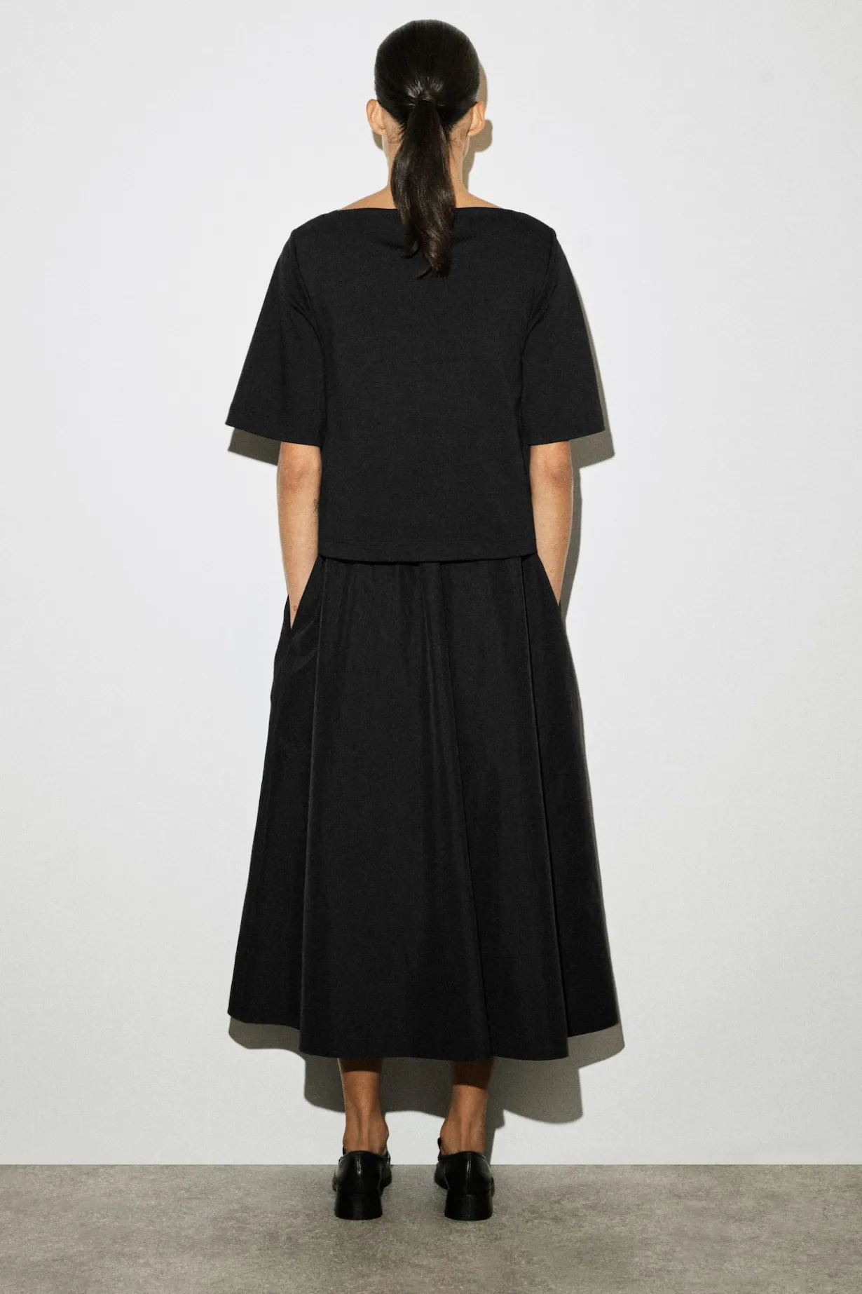 CONTRAST-PANEL BOAT-NECK MIDI DRESS